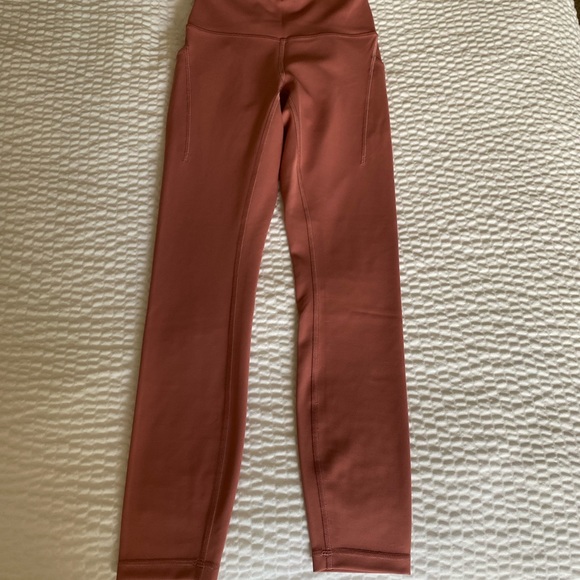 Lululemon leggings with pockets - Picture 3 of 4